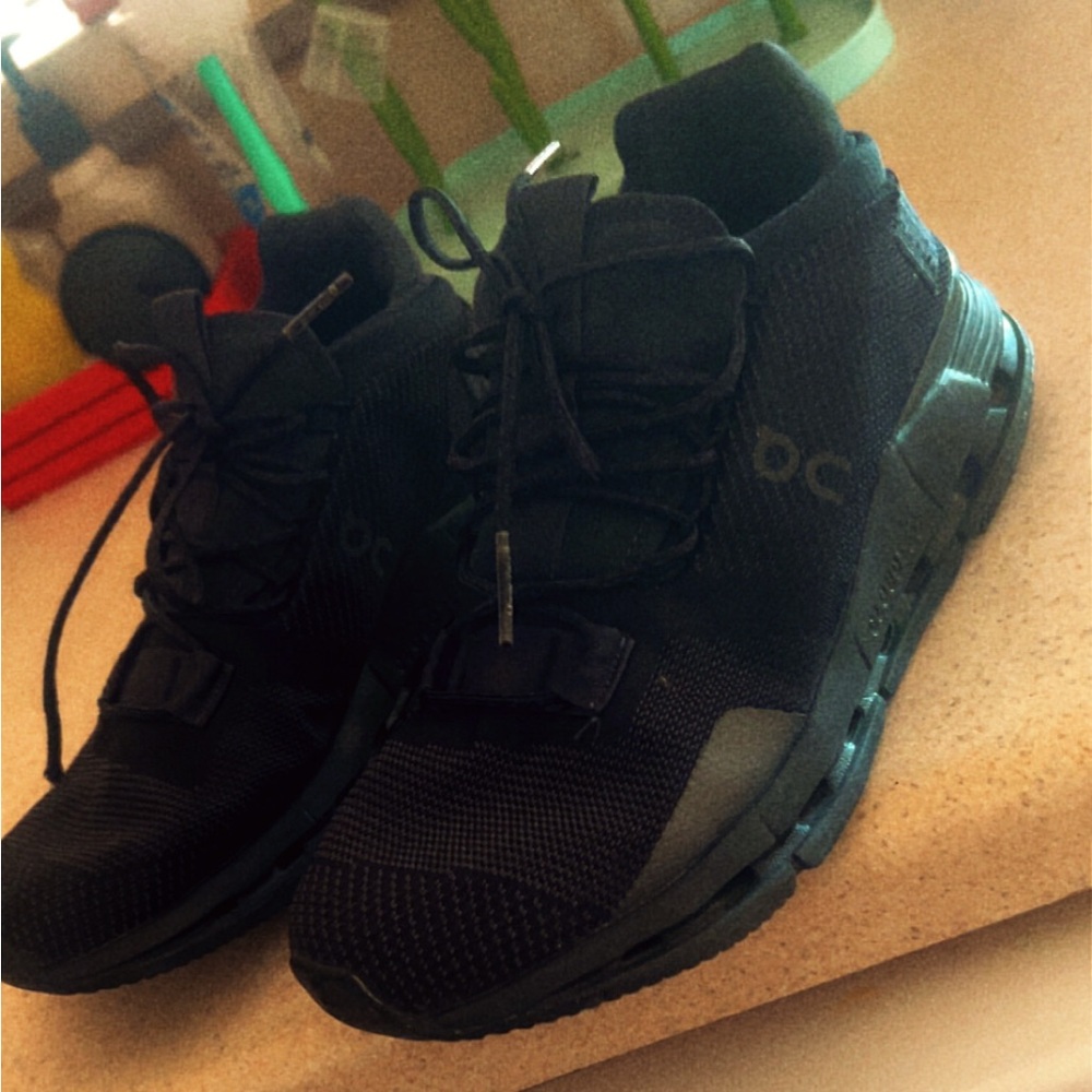 On Running Men's Black Knit High-Top Sneakers with Gray Accents